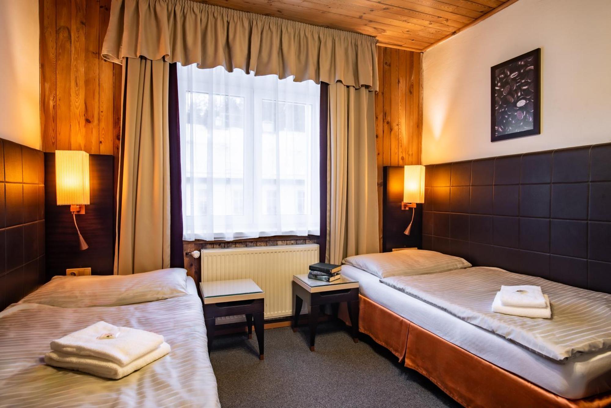 Hotel Schwarz Nové Hamry Zewnętrze zdjęcie