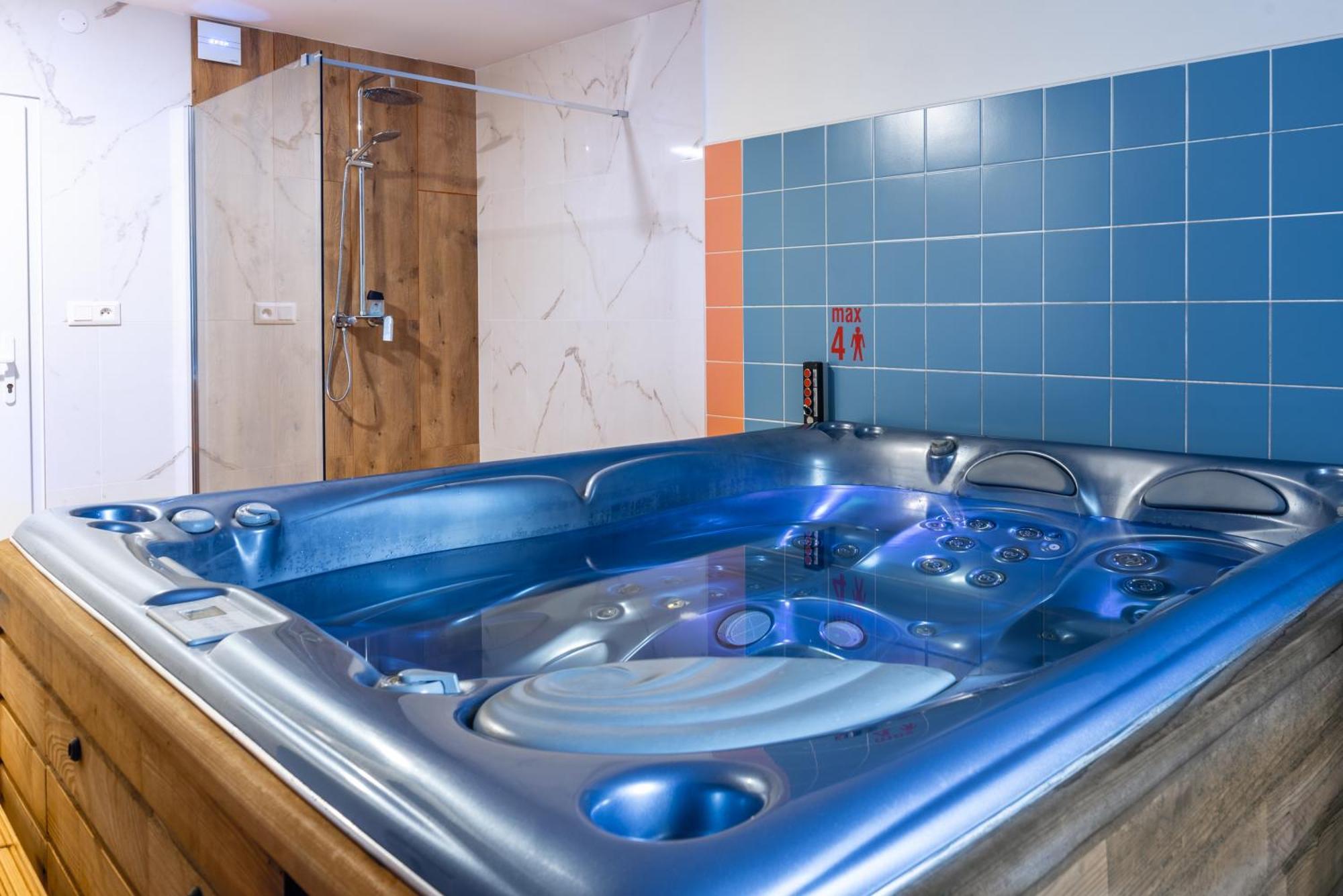 Hotel Schwarz Nové Hamry Zewnętrze zdjęcie