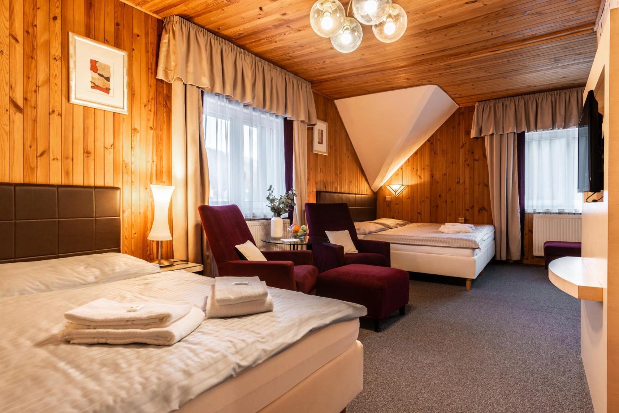 Hotel Schwarz Nové Hamry Zewnętrze zdjęcie